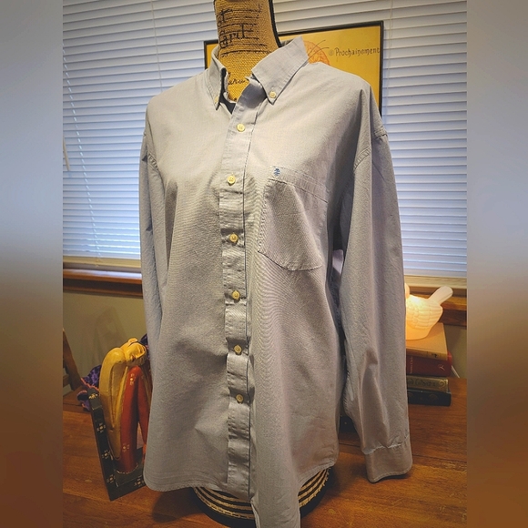 {Izod} Button Down Shirt, Size XL - Picture 5 of 9